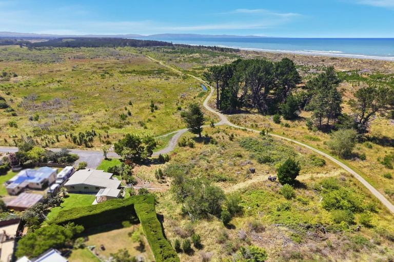 Photo of property in 4 Achilles Parade, The Pines Beach, 7630