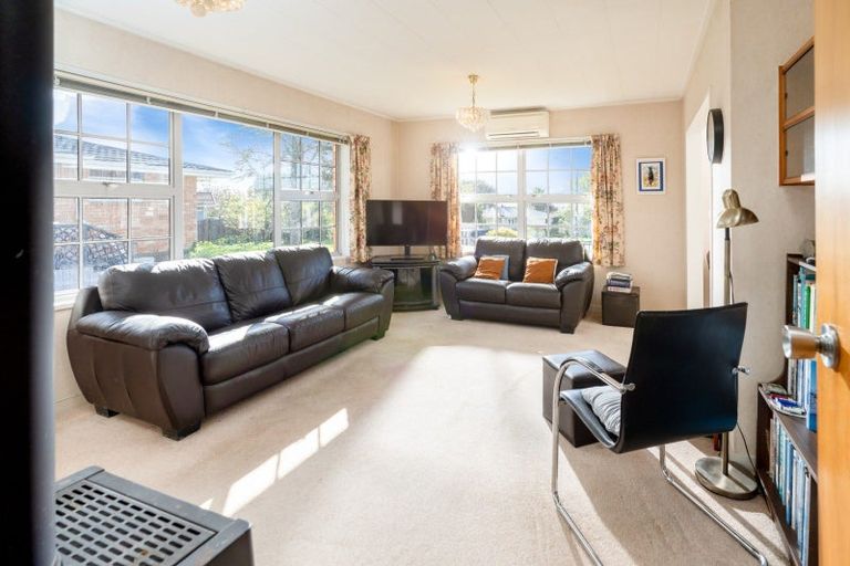 Photo of property in 1/154 Te Mata Road, Havelock North, 4130