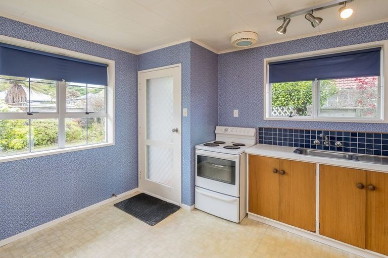 Photo of property in 14 Richmond Avenue, Waikanae, 5036