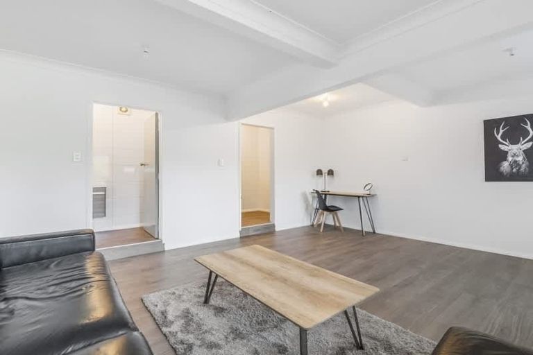 Photo of property in 33 Thomas Street, Stokes Valley, Lower Hutt, 5019