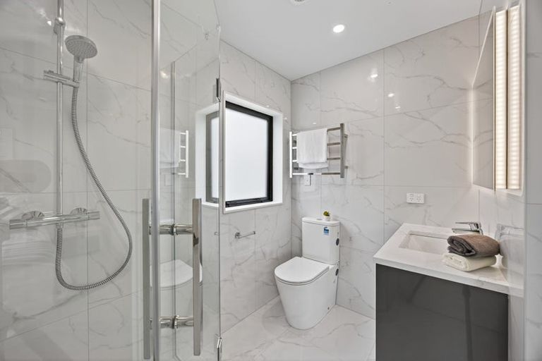 Photo of property in 2 Ballyalton Crescent, Flat Bush, 2019