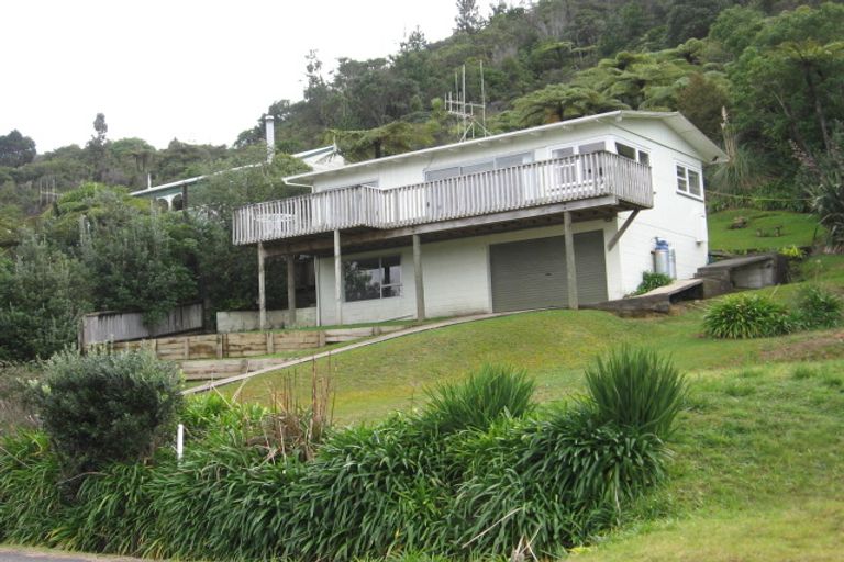 Photo of property in 74 Ocean Beach Road, Tairua, 3508