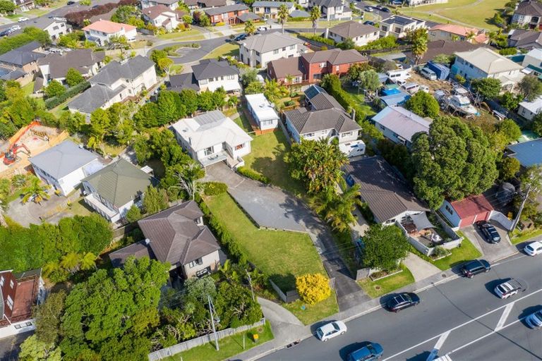 Photo of property in 4 Greville Road, Pinehill, Auckland, 0632