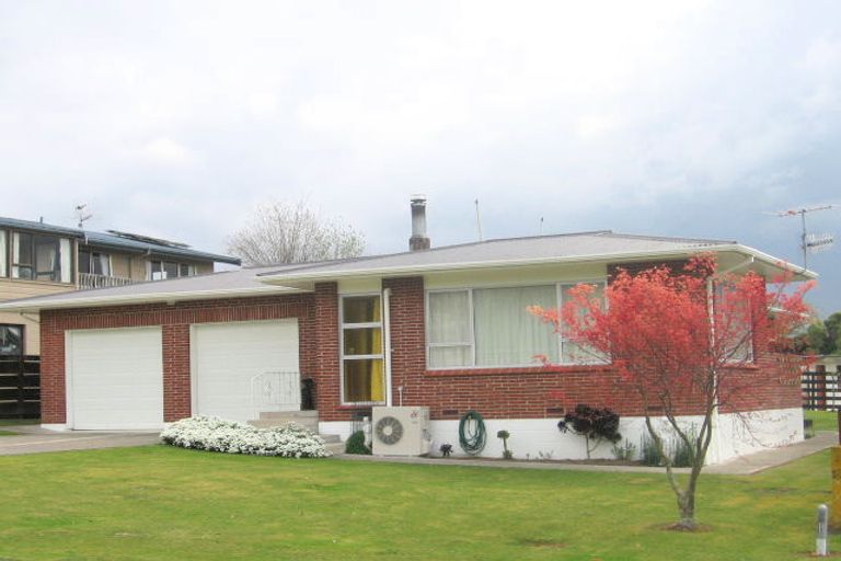 Photo of property in 9 Hapi Street, Pomare, Rotorua, 3015