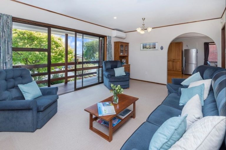 Photo of property in 15 Jade Avenue, Pakuranga Heights, Auckland, 2010