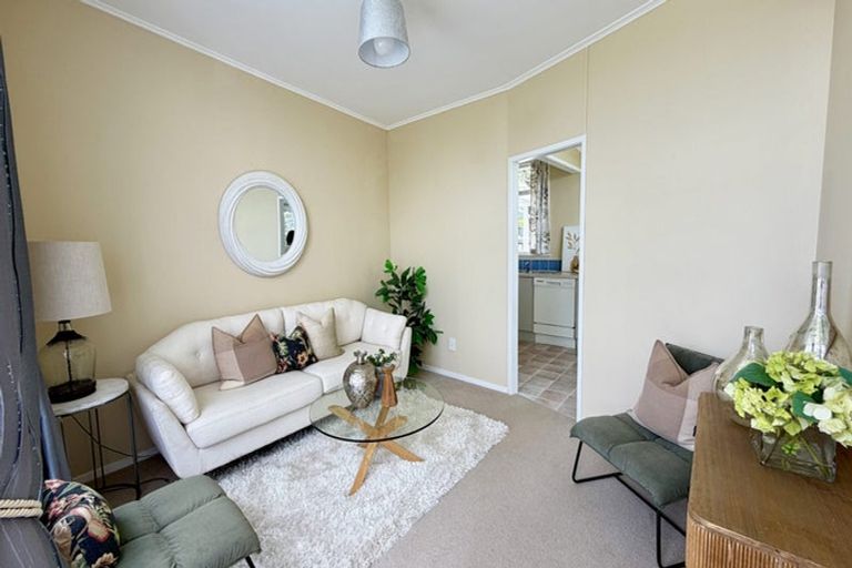 Photo of property in 5/13 Napoleon Avenue, Milford, Auckland, 0620