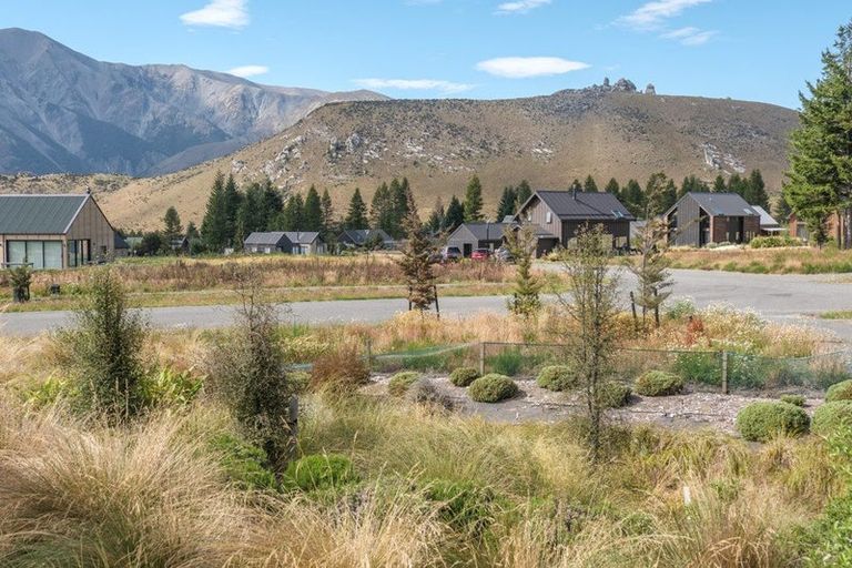 Photo of property in 32 Luge Loop, Castle Hill, 7580