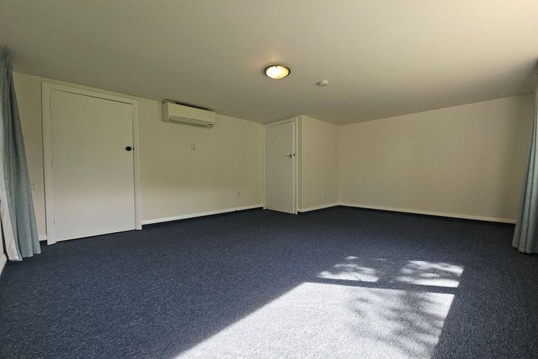 Photo of property in 90 Clyde Road, Ilam, Christchurch, 8041