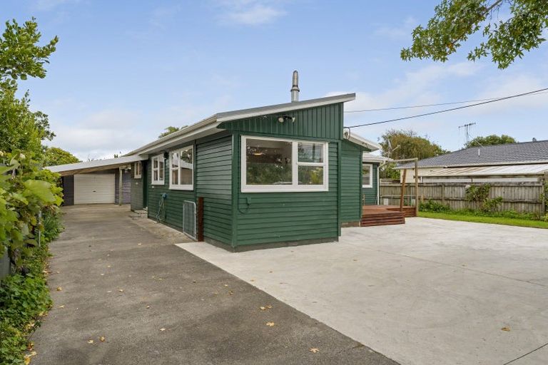 Photo of property in 103 Atkinson Avenue, Otaki Beach, Otaki, 5512