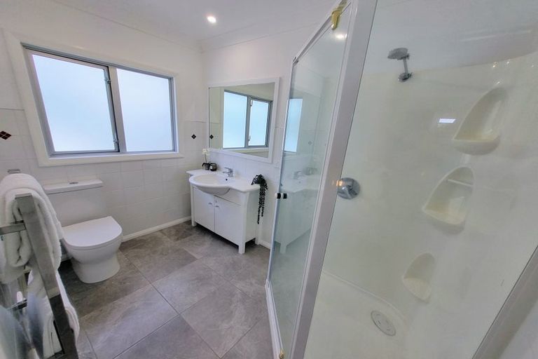 Photo of property in 5 Barton Street, Strandon, New Plymouth, 4312