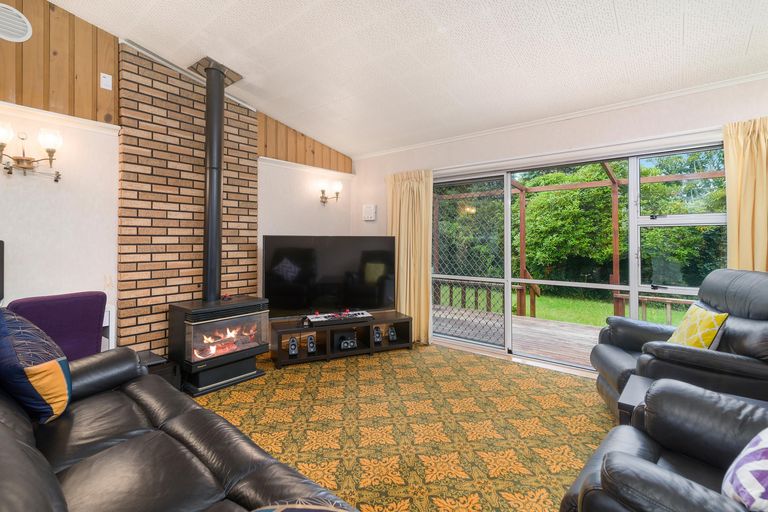 Photo of property in 7 Darroch Street, Fairy Springs, Rotorua, 3015