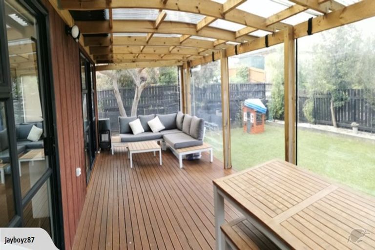 Photo of property in 7 Ruby Place, Orewa, 0931