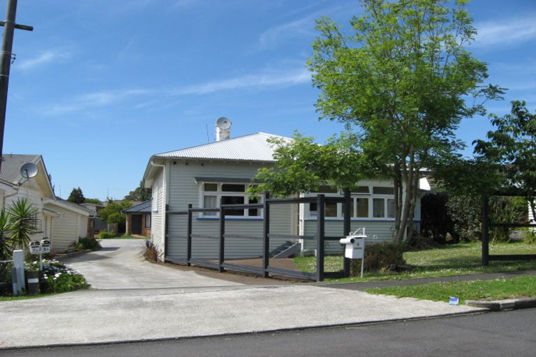 Photo of property in 5 Tanners Road, Mangere Bridge, Auckland, 2022