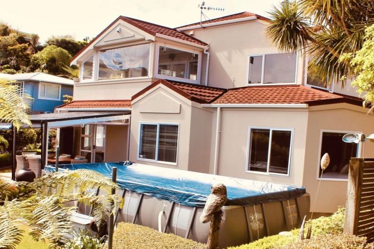 Photo of property in 115a Normandale Road, Normandale, Lower Hutt, 5010