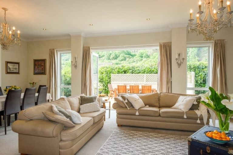 Photo of property in 15 Colquhoun Street, Glenross, Dunedin, 9011