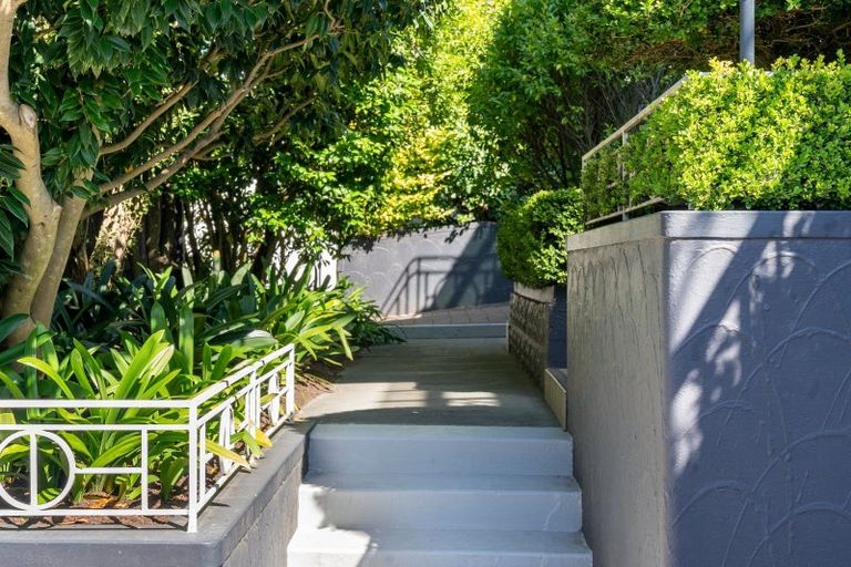 Photo of property in 72b Oceanview Road, Mount Maunganui, 3116