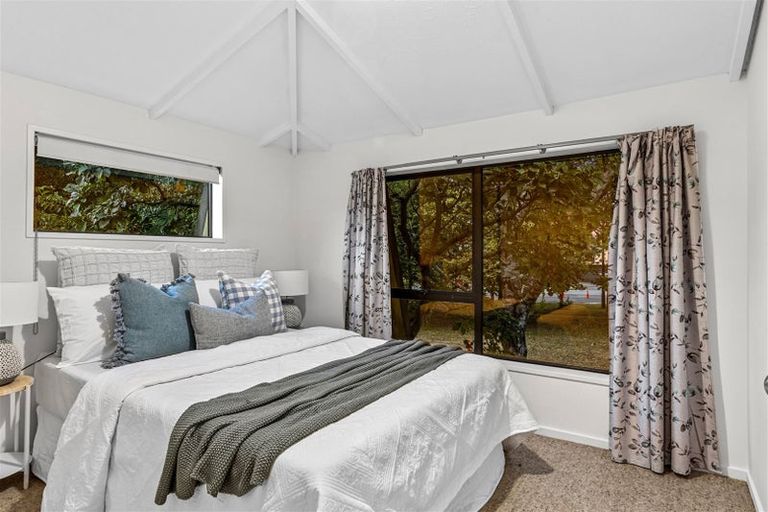 Photo of property in 1/10 Rembrandt Place, Burnside, Christchurch, 8053