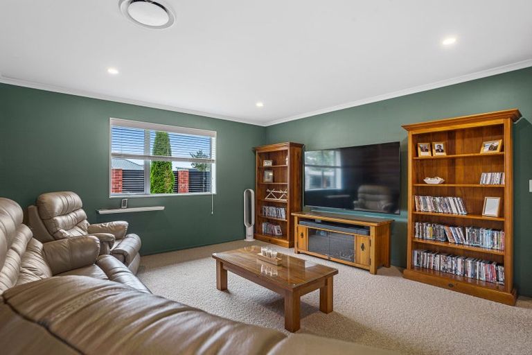 Photo of property in 41 Pegasus Main Street, Pegasus, 7612