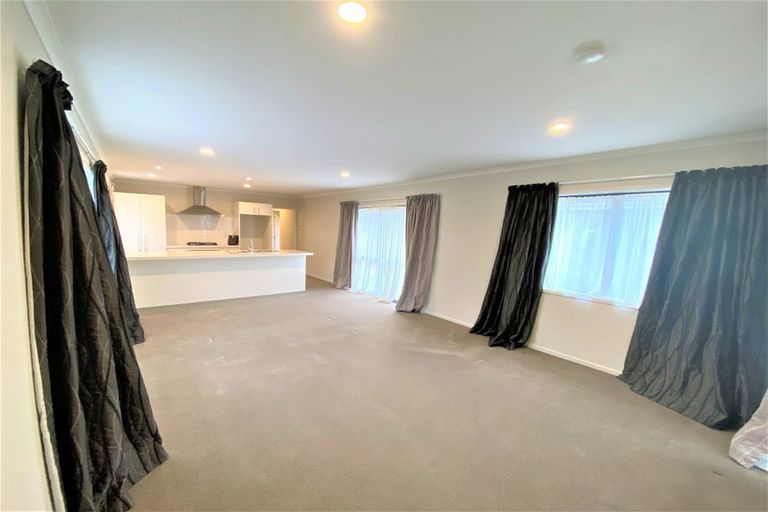 Photo of property in 19 Lightbody Lane, Wigram, Christchurch, 8042