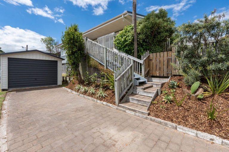 Photo of property in 2/74 Rokino Road, Hilltop, Taupo, 3330