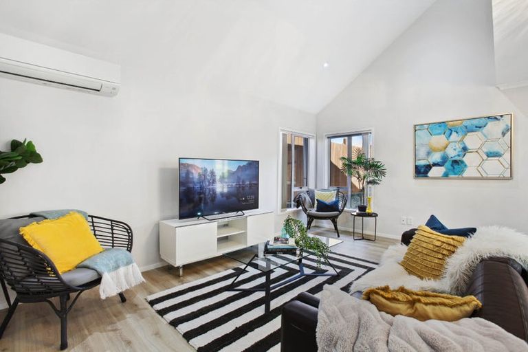 Photo of property in 28a Chesley Place, Half Moon Bay, Auckland, 2012