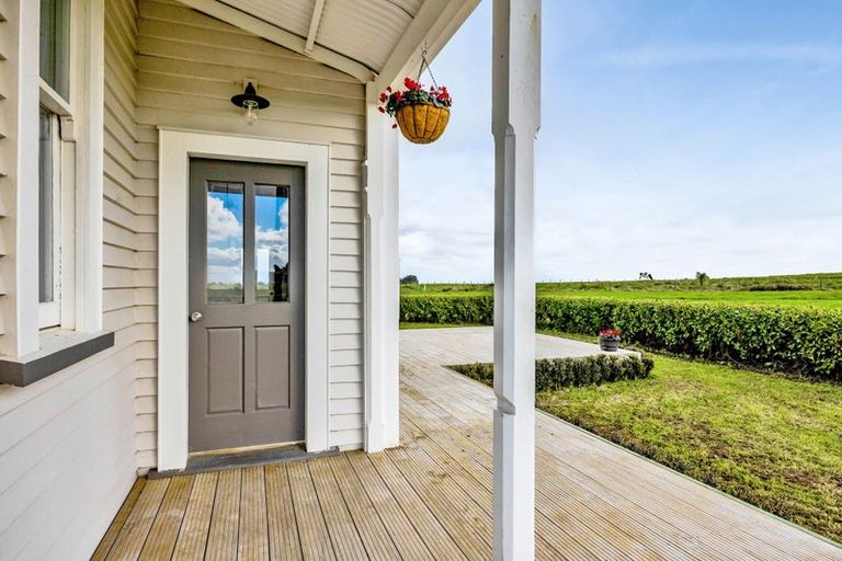 Photo of property in 5317 Mountain Road, Eltham, 4398