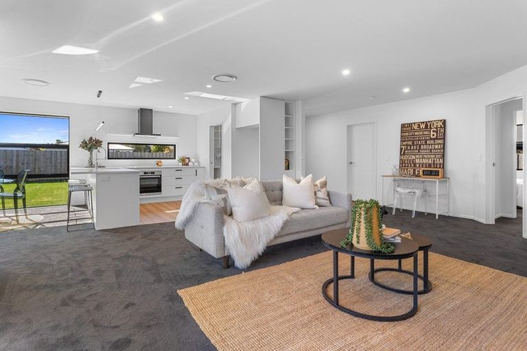 Photo of property in 105 Kippenberger Avenue, Rangiora, 7400