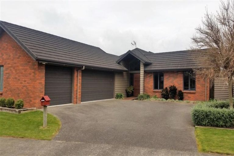 Photo of property in 22 Wiltshire Drive, Huntington, Hamilton, 3210