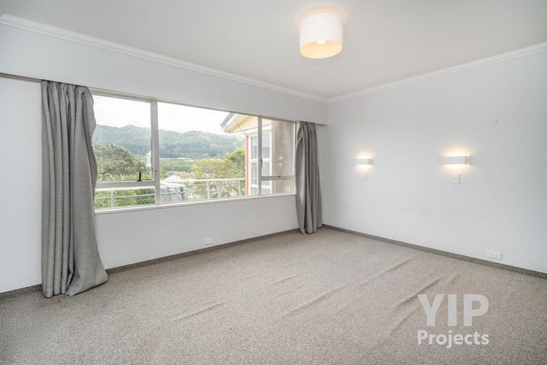 Photo of property in 22 Tremewan Street, Tawa, Wellington, 5028