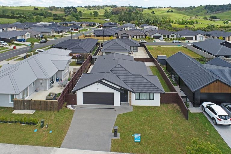 Photo of property in 130 Hitchen Road, Pokeno, 2402