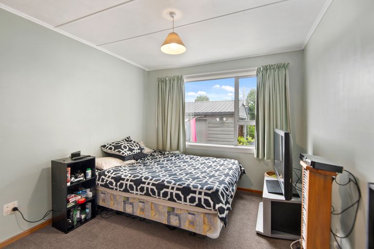 Photo of property in 62 Rowley Avenue, Hoon Hay, Christchurch, 8025