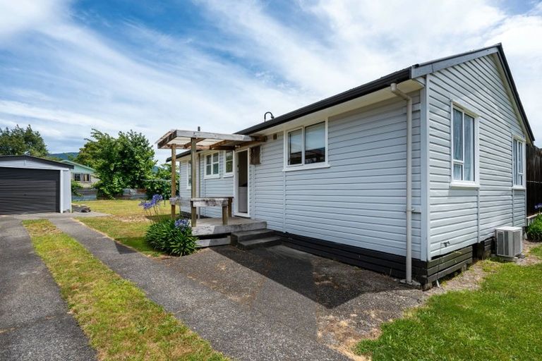 Photo of property in 22 Paekiri Street, Turangi, 3334