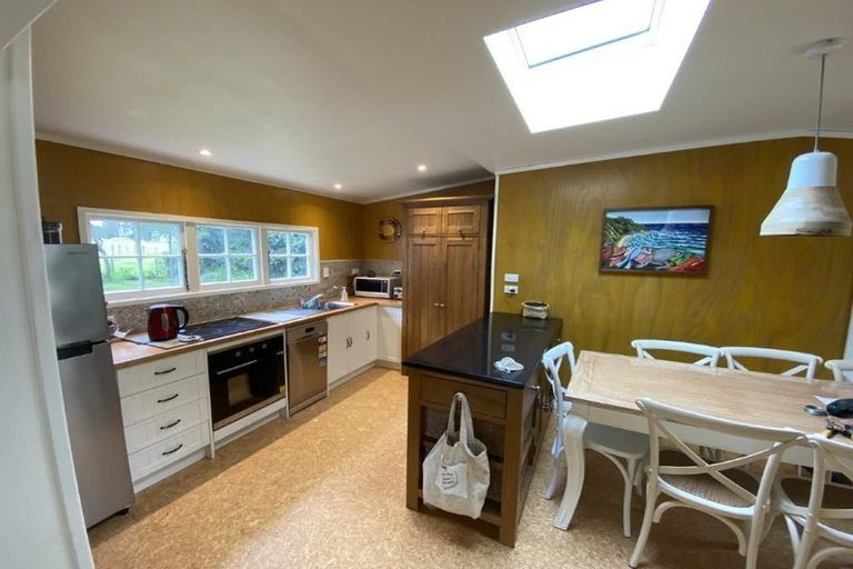 Photo of property in 10 Washbourn Road, Onekaka, Takaka, 7182