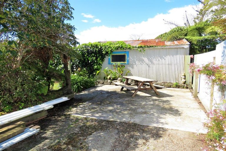 Photo of property in 2 Rintoul Street, Westport, 7825