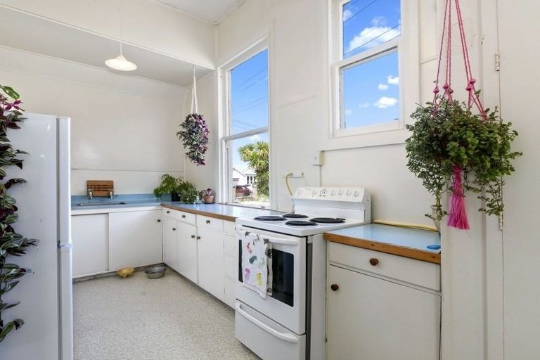Photo of property in 186b Queen Street, Pukekohe, 2120