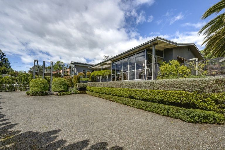 Photo of property in 18 Lucknow Road, Havelock North, 4130
