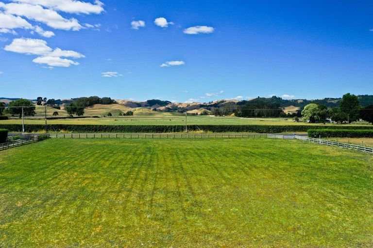 Photo of property in 377 Fencourt Road, Cambridge, 3493