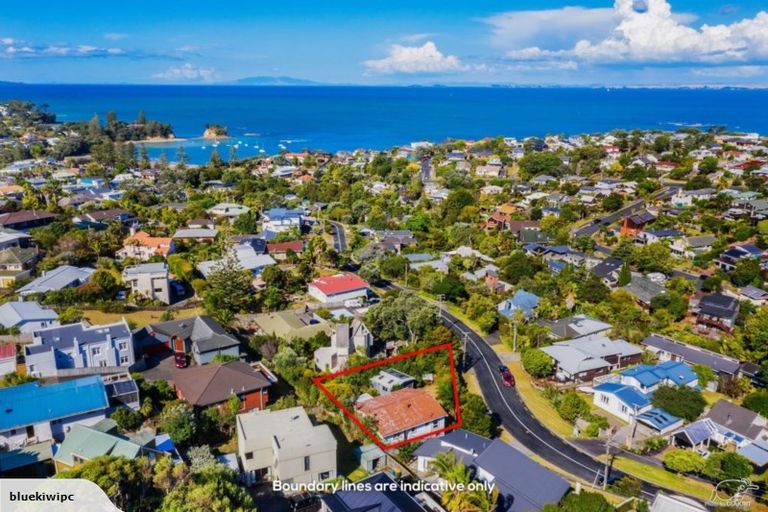 Photo of property in 50 Hebron Road, Waiake, Auckland, 0630