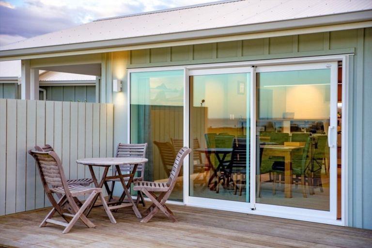 Photo of property in 59 Omega Place, Coastlands, Whakatane, 3120