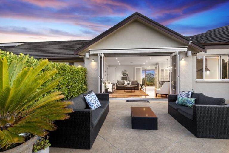 Photo of property in 202 Oraha Road, Kumeu, 0892