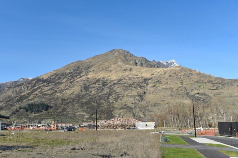 Photo of property in 8 Walton Way, Flaxmere, Hastings, 4120