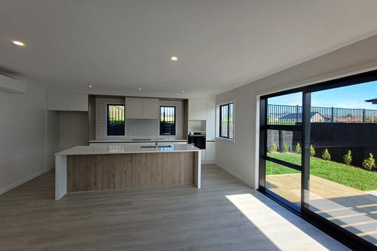 Photo of property in 15 Hicks Road, Wainui, 0992