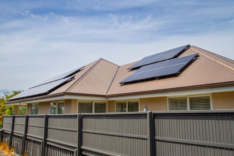 Photo of property in 22 Bickerton Street, Wainoni, Christchurch, 8061