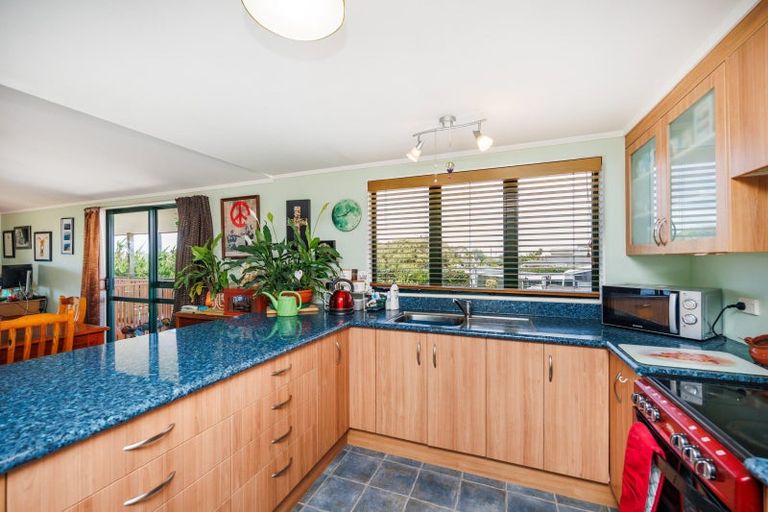 Photo of property in 1931 Parewanui Road, Parewanui, Bulls, 4894