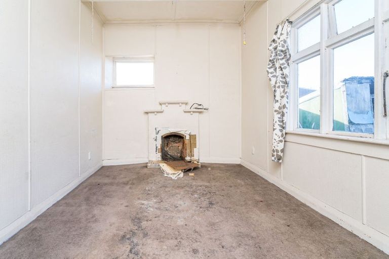 Photo of property in 19 Melbourne Street, South Dunedin, Dunedin, 9012
