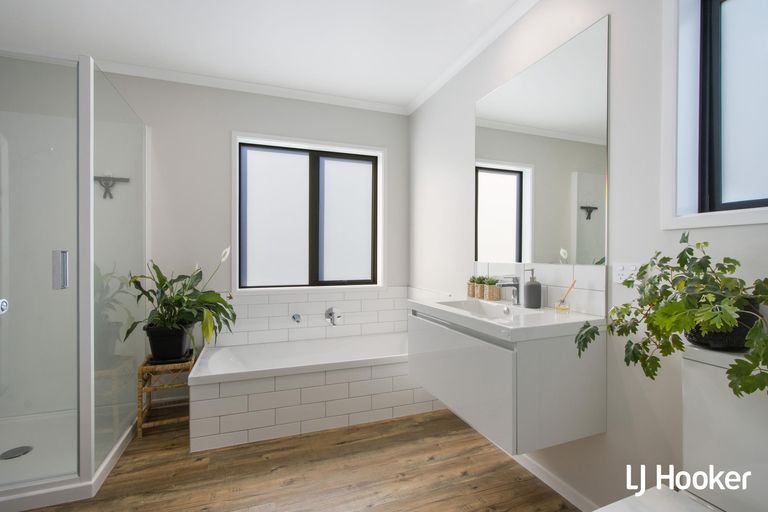 Photo of property in 23 Sandy Place, Waihi Beach, 3611