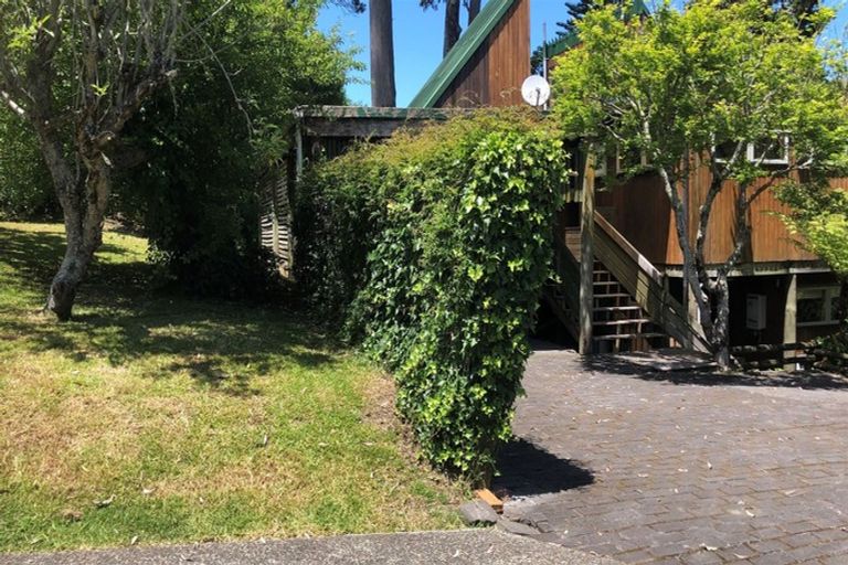 Photo of property in 88 Aeroview Drive, Beach Haven, Auckland, 0626