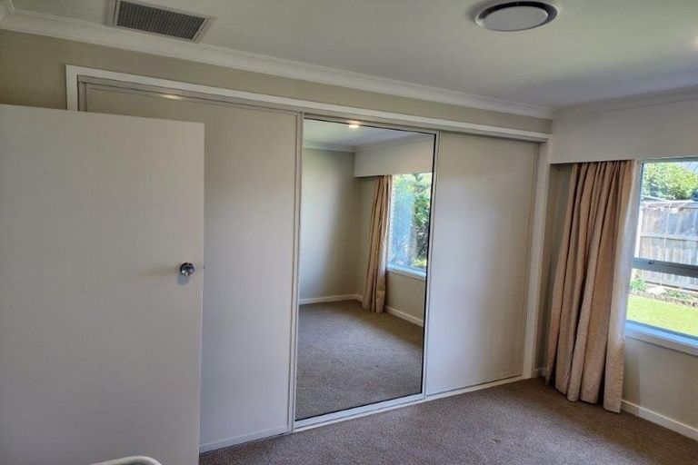 Photo of property in 1/1 Guinness Crescent, Ilam, Christchurch, 8041