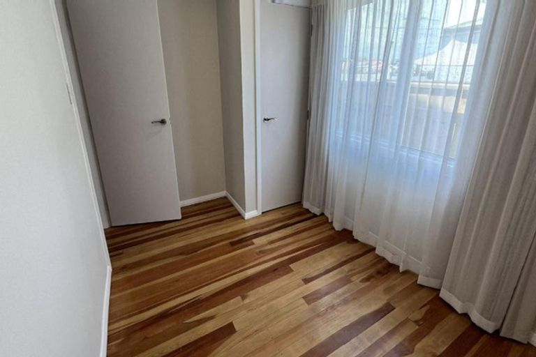 Photo of property in 6 Seddon Street, Levin, 5510