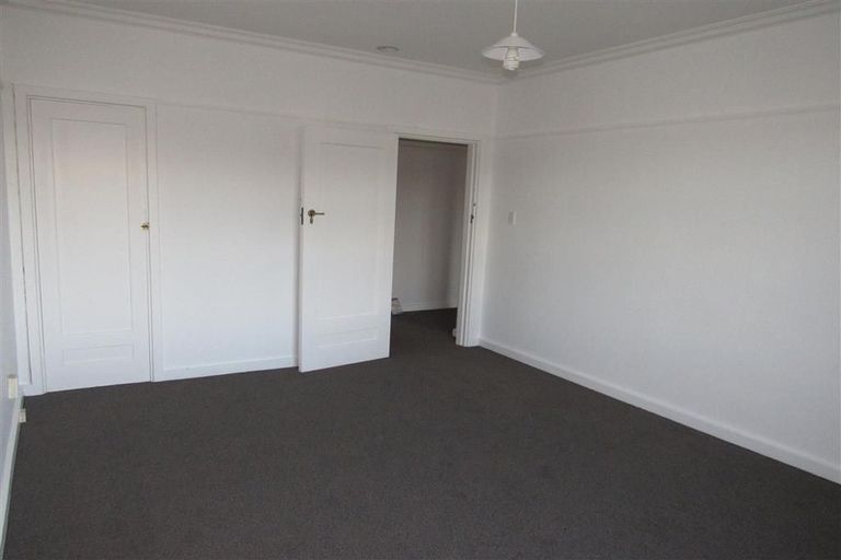 Photo of property in 2/243 The Terrace, Te Aro, Wellington, 6011